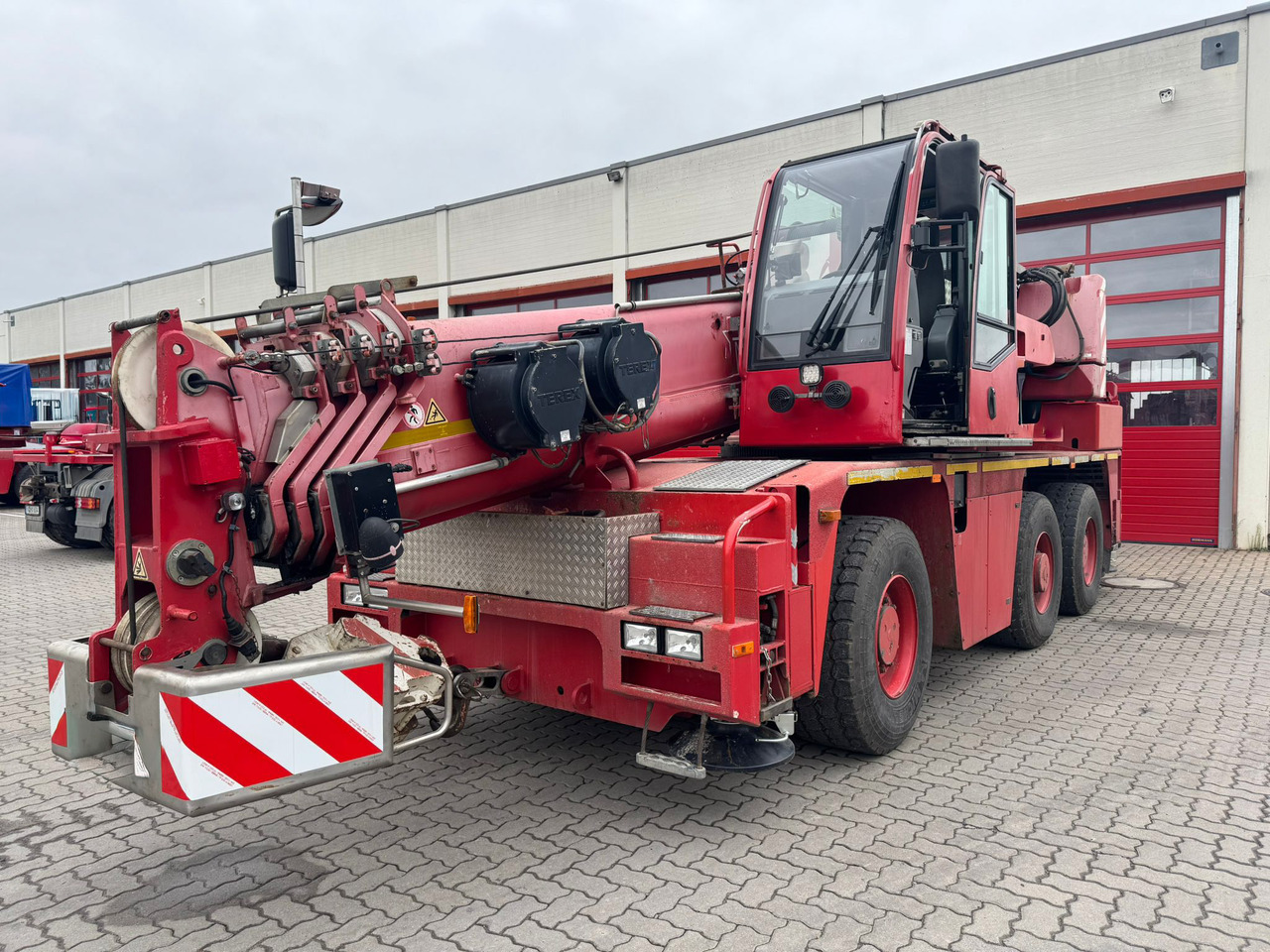 TEREX Demag AC 40-1 City - Cẩu bánh lốp: hình 4 TEREX Demag AC 40-1 City - Cẩu bánh lốp: hình 4