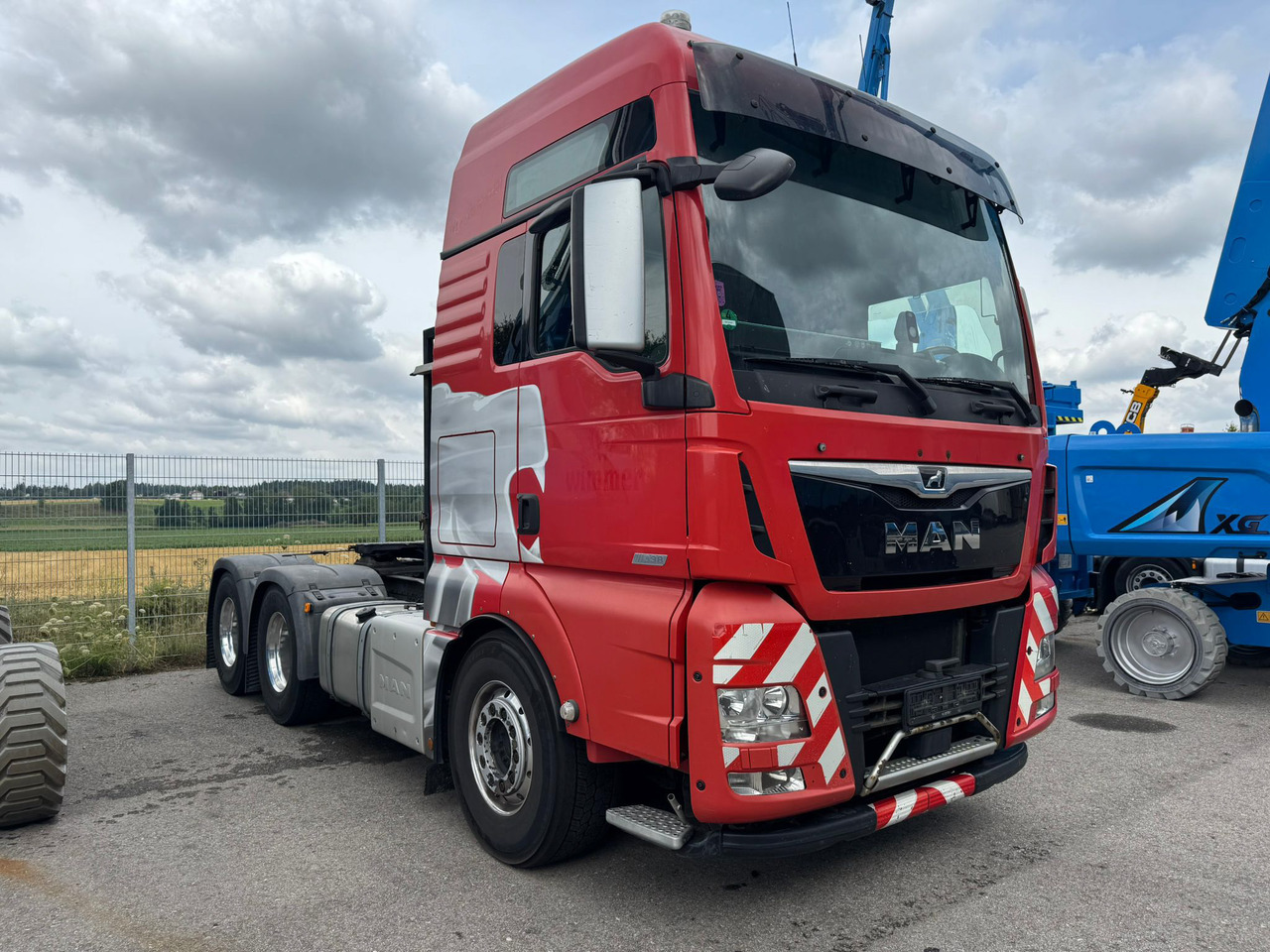 MAN TGX 26.560 6x4 - Xe đầu kéo: hình 1 MAN TGX 26.560 6x4 - Xe đầu kéo: hình 1