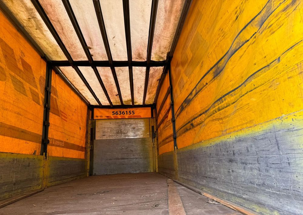 Kögel Zabudowa 7,45m 18 palet burtoplandeka - Rèm bên hoán đổi thân: hình 5 Kögel Zabudowa 7,45m 18 palet burtoplandeka - Rèm bên hoán đổi thân: hình 5