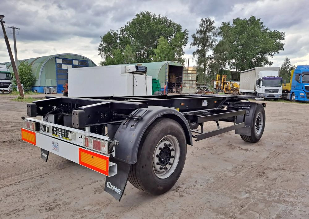 Krone BDF do mleka przyczepa do przewozu mleka - Trang thiết bị vắt sữa, Rơ moóc: hình 2 Krone BDF do mleka przyczepa do przewozu mleka - Trang thiết bị vắt sữa, Rơ moóc: hình 2