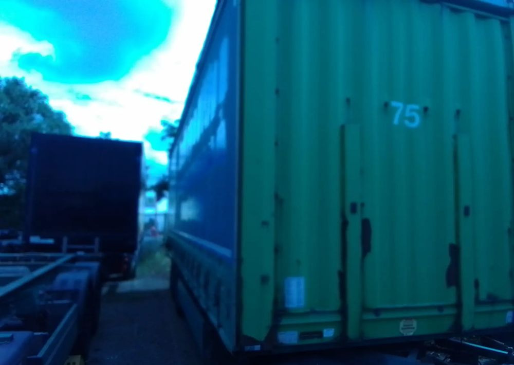 Krone Przyczepa 3 osie Firanka - Rơ moóc mui bạt: hình 4 Krone Przyczepa 3 osie Firanka - Rơ moóc mui bạt: hình 4