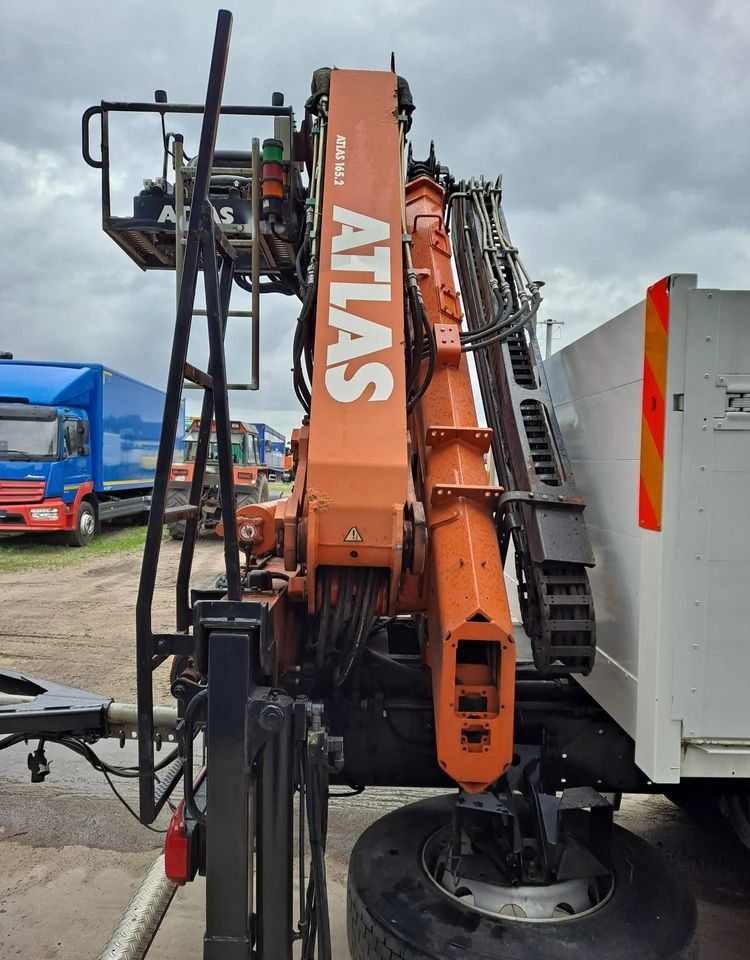 MAN TGS 26.400 Budowlanka Euro 6 - Xe cẩu tự hành, Xe tải thùng lửng/ Phẳng: hình 4 MAN TGS 26.400 Budowlanka Euro 6 - Xe cẩu tự hành, Xe tải thùng lửng/ Phẳng: hình 4