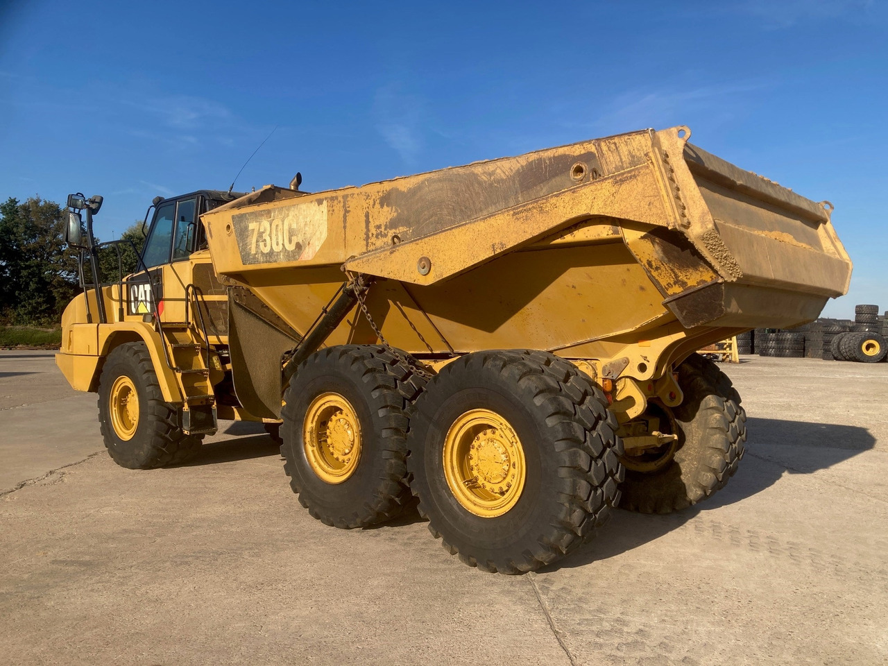 CATERPILLAR 730C - Xe ben đổ có khớp nối: hình 3 CATERPILLAR 730C - Xe ben đổ có khớp nối: hình 3