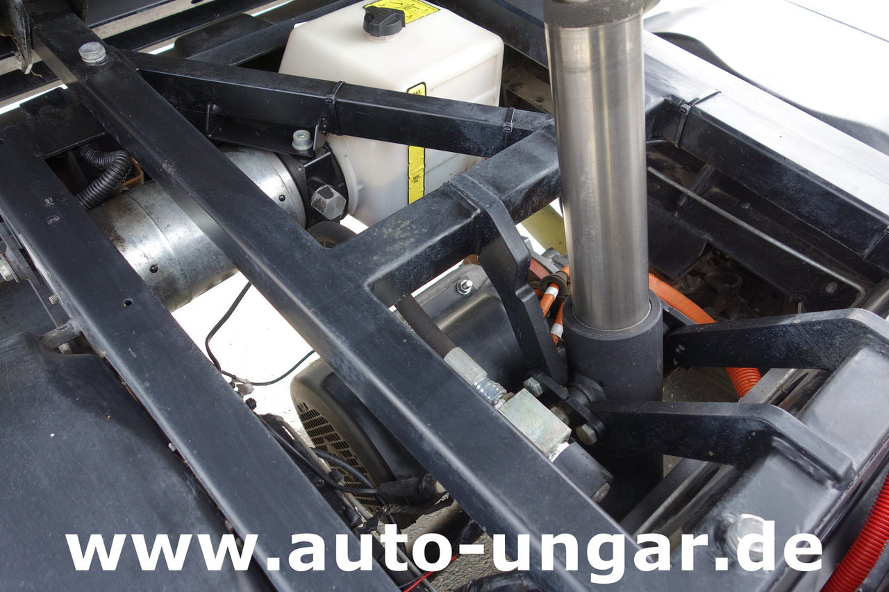 Xe tải tiện ích điện AIXAM MEGA M10 kurzer Radstand Kipper Bj. 2013: hình 7
