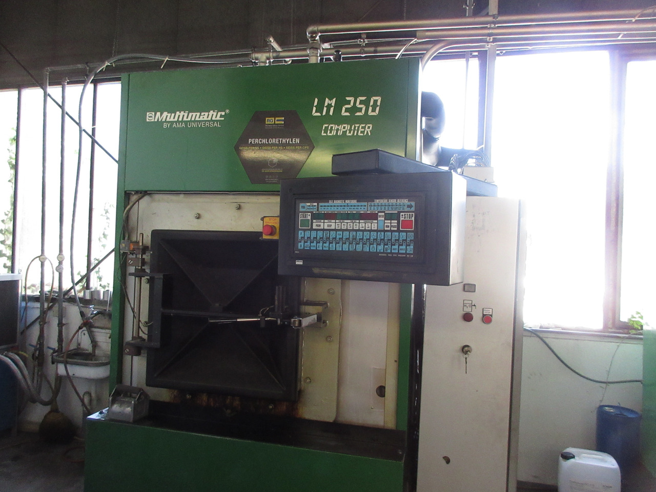 AMA Universal Multimatic LM 250 Computer Entfettungsanlage mit PER Perchlorethylen - Dụng cụ máy: hình 3 AMA Universal Multimatic LM 250 Computer Entfettungsanlage mit PER Perchlorethylen - Dụng cụ máy: hình 3