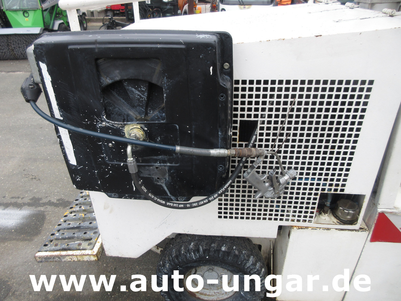 Euroliners Trassar 131 Airless Roadmarking Machine Straßenmarkierung Graco - Máy nhựa đường: hình 5 Euroliners Trassar 131 Airless Roadmarking Machine Straßenmarkierung Graco - Máy nhựa đường: hình 5