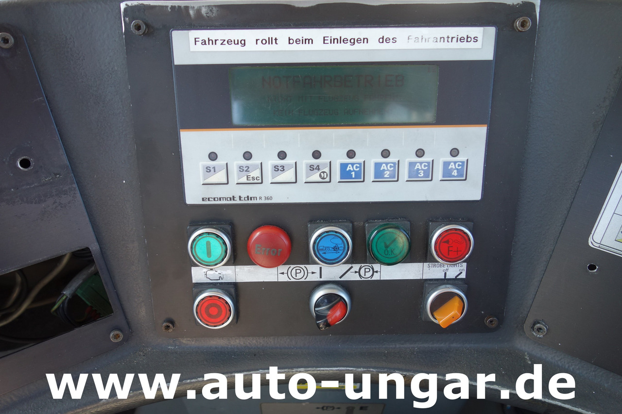 Xe đầu kéo máy bay GOLDHOFER AST-1 A500 Baujahr 1999 Push-Back towbarless Pushback Liebherr used GSE: hình 24 Xe đầu kéo máy bay GOLDHOFER AST-1 A500 Baujahr 1999 Push-Back towbarless Pushback Liebherr used GSE: hình 24