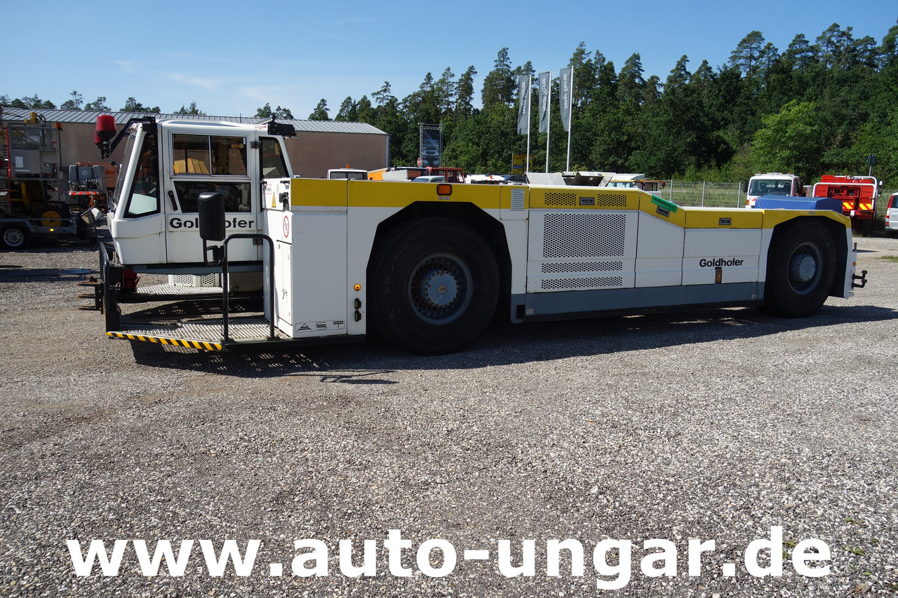 GOLDHOFER AST-1 A500 Baujahr 1999 Push-Back towbarless Pushback Liebherr used GSE - Xe đầu kéo máy bay: hình 4 GOLDHOFER AST-1 A500 Baujahr 1999 Push-Back towbarless Pushback Liebherr used GSE - Xe đầu kéo máy bay: hình 4