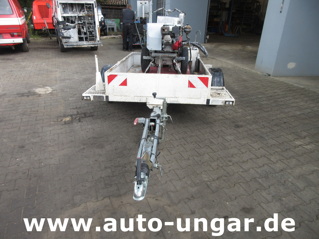Graco Zebra 5 Airless Traceuse Markiermaschine Roadmarking Machine mit Trailer Hofmann - Máy nhựa đường: hình 2 Graco Zebra 5 Airless Traceuse Markiermaschine Roadmarking Machine mit Trailer Hofmann - Máy nhựa đường: hình 2