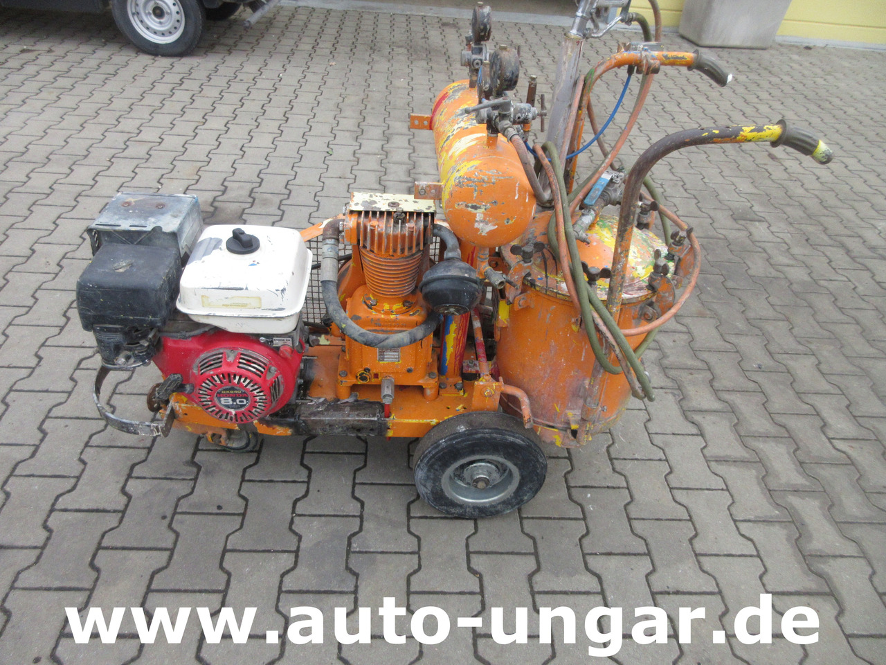 Greggory Roadmarking Straßenmarkiermaschine Hofmann Graco LineLazer Euroliners - Máy nhựa đường: hình 2 Greggory Roadmarking Straßenmarkiermaschine Hofmann Graco LineLazer Euroliners - Máy nhựa đường: hình 2