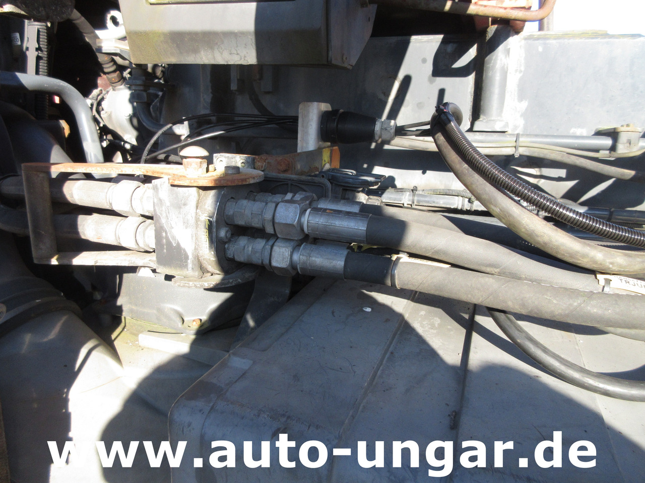 Xe ben, Xe cẩu tự hành IVECO Trakker 360 Kipper Allrad 4x4 Kran Palfinger PK 9002 Kommunalhydraulik Winterdienst Euro 5: hình 24