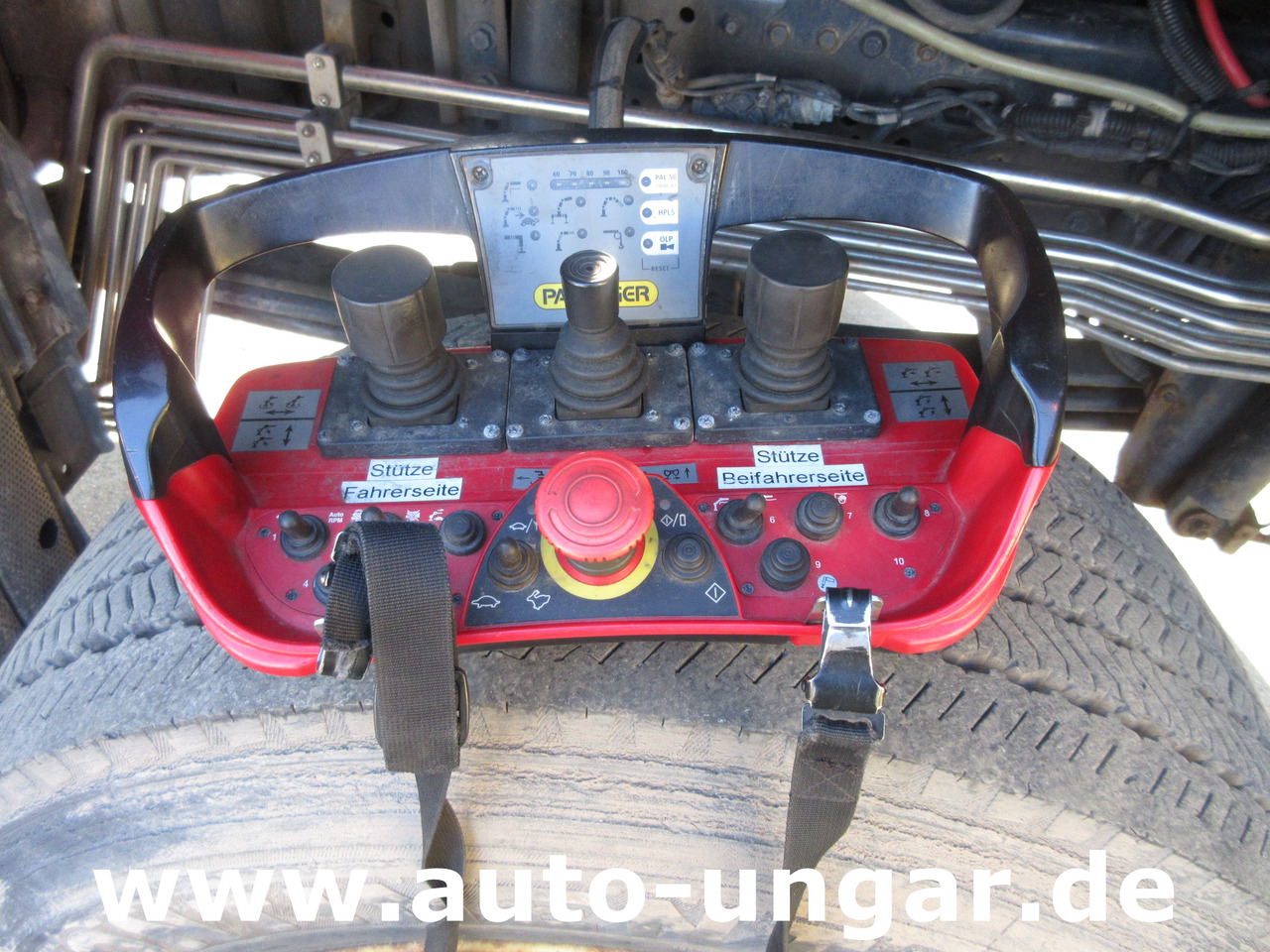 Xe ben, Xe cẩu tự hành IVECO Trakker 360 Kipper Allrad 4x4 Kran Palfinger PK 9002 Kommunalhydraulik Winterdienst Euro 5: hình 34