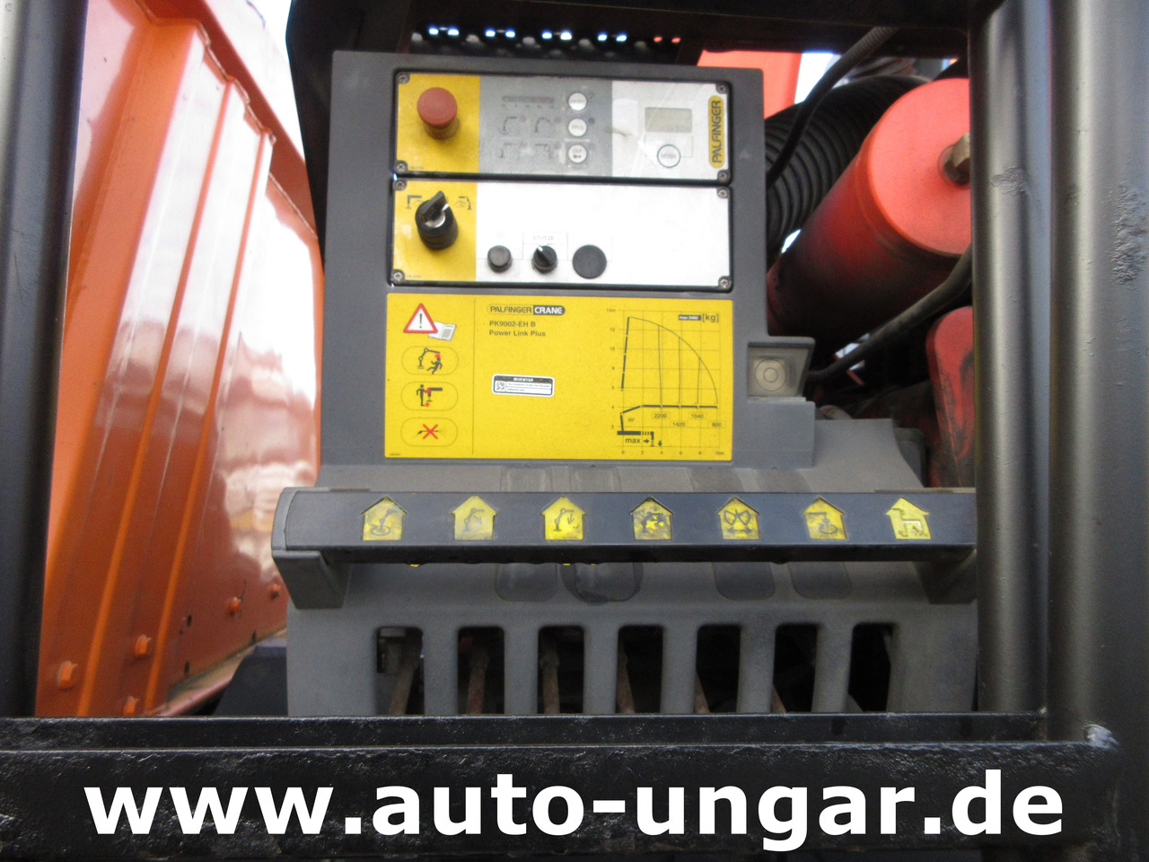 Iveco Trakker 360 Kipper Allrad 4x4 Kran Palfinger PK 9002 Kommunalhydraulik Winterdienst Euro 5 - Xe ben, Xe cẩu tự hành: hình 3 Iveco Trakker 360 Kipper Allrad 4x4 Kran Palfinger PK 9002 Kommunalhydraulik Winterdienst Euro 5 - Xe ben, Xe cẩu tự hành: hình 3