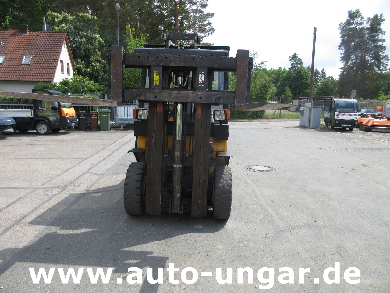 Xe nâng diesel JUNGHEINRICH DFG 40 Diesel Gabelstapler 4.000kg Freihub Steinbock Yale Still Boss: hình 6