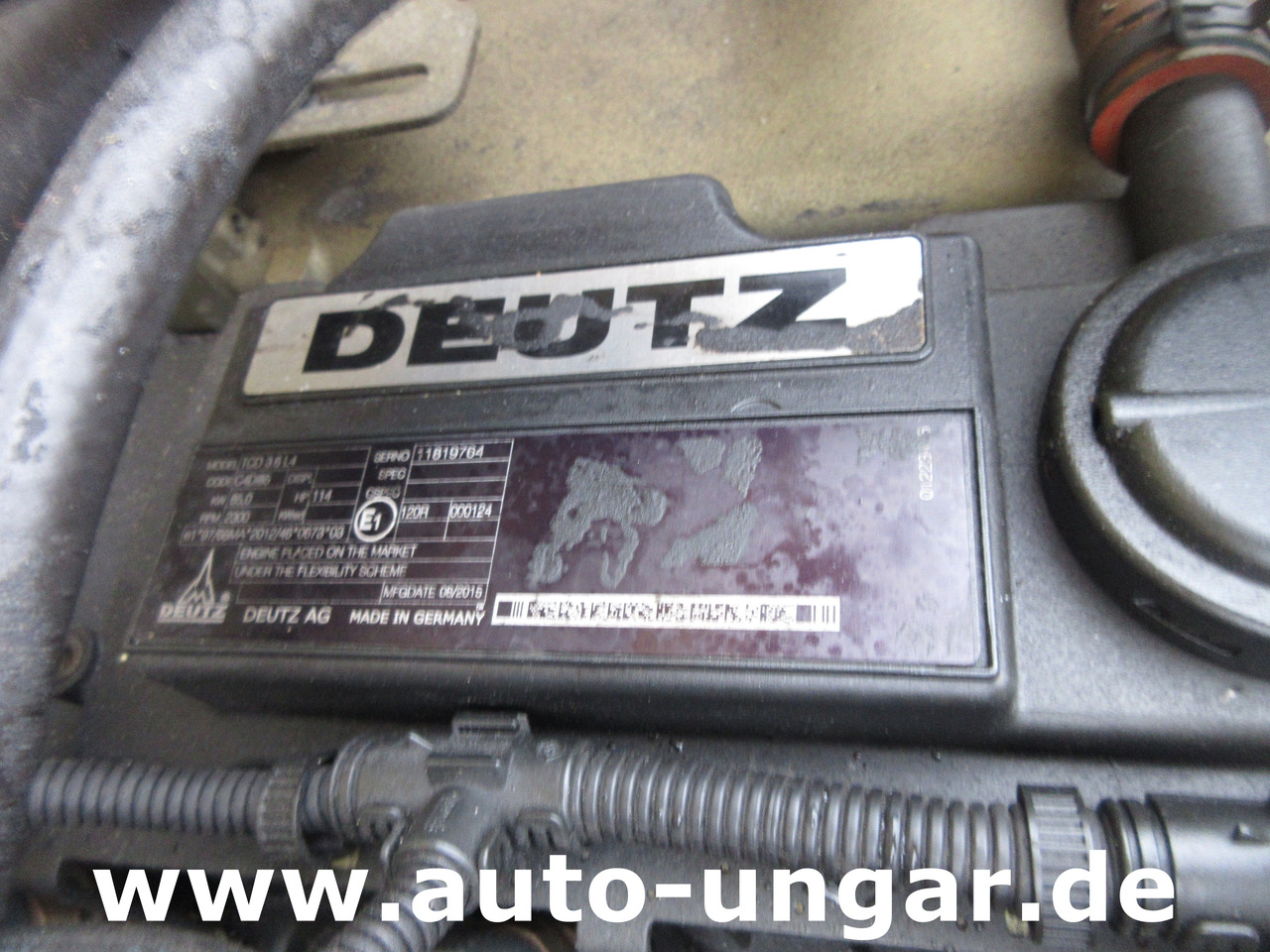 Xe đầu kéo hành lý MULAG Comet 6D Diesel Schlepper Push-Back GSE Gepäckwagen: hình 13 Xe đầu kéo hành lý MULAG Comet 6D Diesel Schlepper Push-Back GSE Gepäckwagen: hình 13