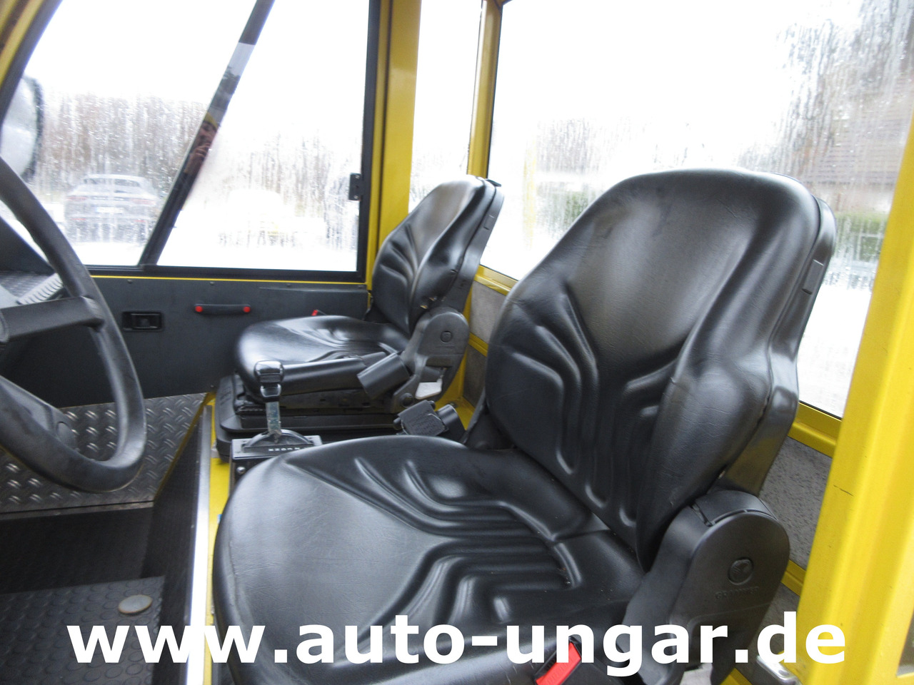 Xe đầu kéo hành lý MULAG Comet 6D Diesel Schlepper Push-Back GSE Gepäckwagen: hình 16 Xe đầu kéo hành lý MULAG Comet 6D Diesel Schlepper Push-Back GSE Gepäckwagen: hình 16