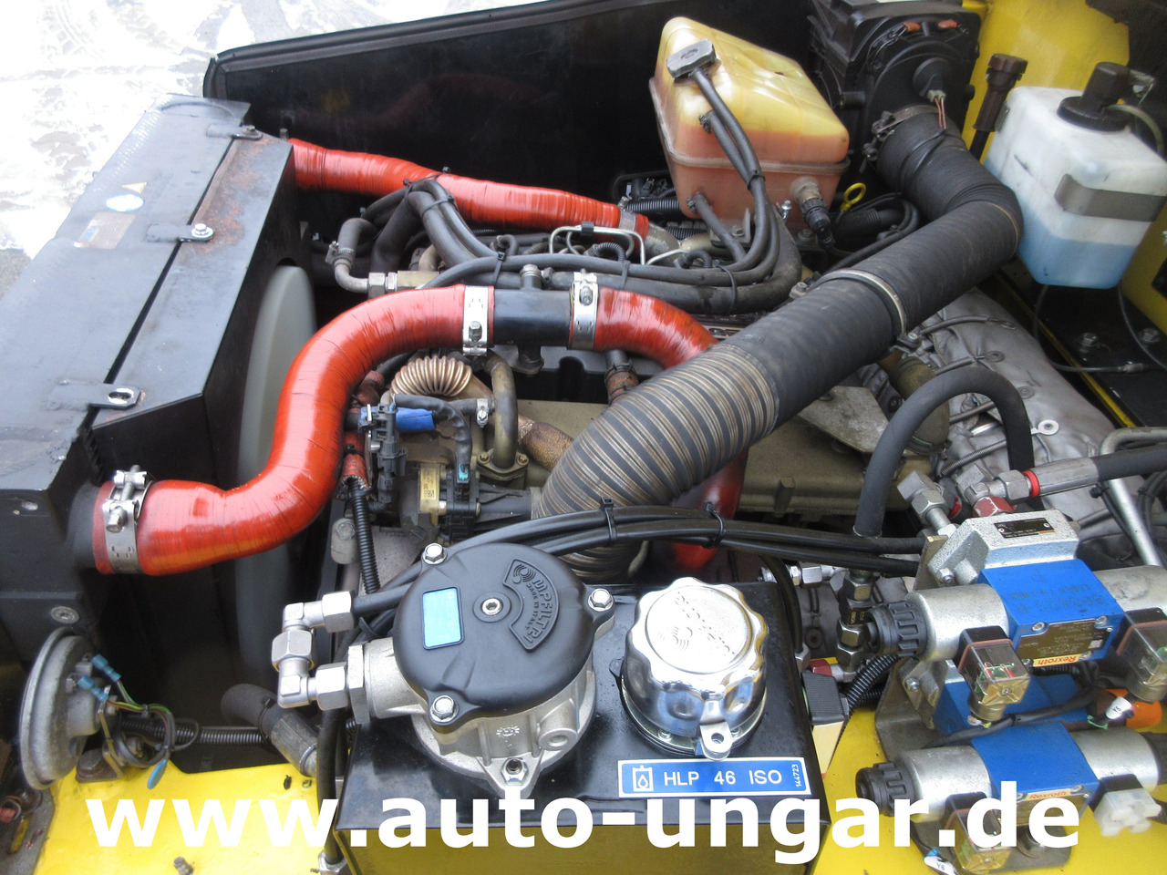 Xe đầu kéo hành lý MULAG Comet 6D Diesel Schlepper Push-Back GSE Gepäckwagen: hình 14 Xe đầu kéo hành lý MULAG Comet 6D Diesel Schlepper Push-Back GSE Gepäckwagen: hình 14