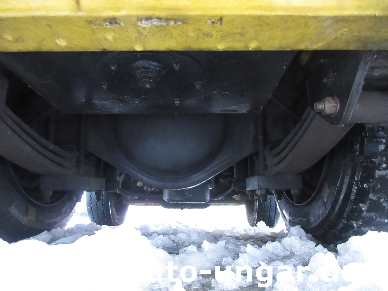 Xe đầu kéo hành lý MULAG Comet 6D Diesel Schlepper Push-Back GSE Gepäckwagen: hình 10 Xe đầu kéo hành lý MULAG Comet 6D Diesel Schlepper Push-Back GSE Gepäckwagen: hình 10