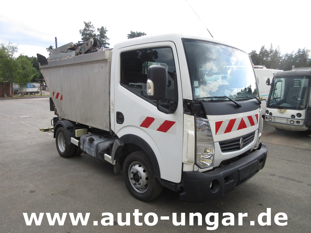 RENAULT Maxity 3.500kg Faun Provence Benne Müllwagen 5m³ Alumulde mit Presse - Xe tải chở rác: hình 1 RENAULT Maxity 3.500kg Faun Provence Benne Müllwagen 5m³ Alumulde mit Presse - Xe tải chở rác: hình 1