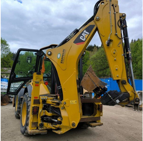 Caterpillar 444F - Máy xúc trước múc sau: hình 2 Caterpillar 444F - Máy xúc trước múc sau: hình 2