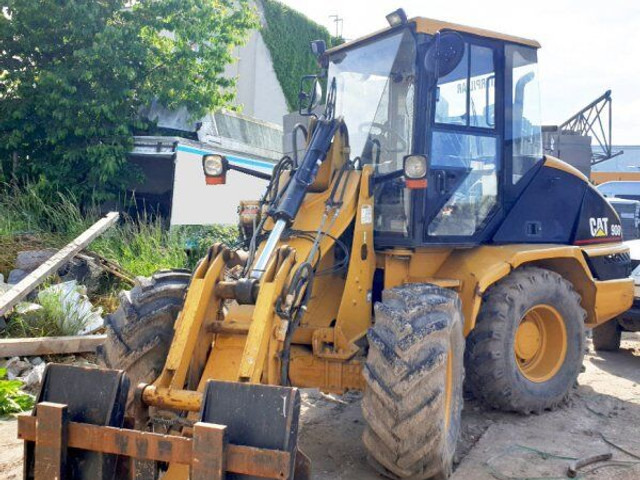 Caterpillar 908 (7t - Máy xúc lật bánh lốp: hình 2 Caterpillar 908 (7t - Máy xúc lật bánh lốp: hình 2