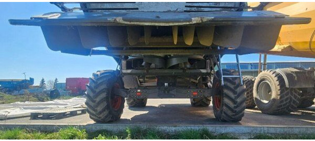 Claas Tucano 450 (839) +V 750 - Máy gặt đập: hình 5 Claas Tucano 450 (839) +V 750 - Máy gặt đập: hình 5