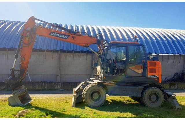 Doosan 18t DX165 WR-7 - Máy xúc bánh lốp: hình 3 Doosan 18t DX165 WR-7 - Máy xúc bánh lốp: hình 3