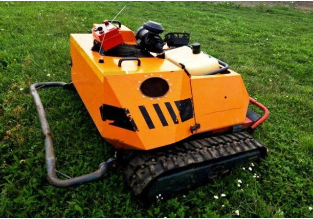 KommTek/NIKO - RoboFlail ONE (700kg/122cm profi) - Máy cắt cỏ vườn: hình 2 KommTek/NIKO - RoboFlail ONE (700kg/122cm profi) - Máy cắt cỏ vườn: hình 2