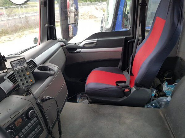 MAN TGS 32.360 - Xe trộn bê tông: hình 4 MAN TGS 32.360 - Xe trộn bê tông: hình 4