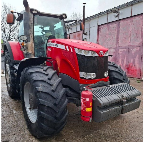 Massey Ferguson 8690 (MF) - Máy cày: hình 1 Massey Ferguson 8690 (MF) - Máy cày: hình 1