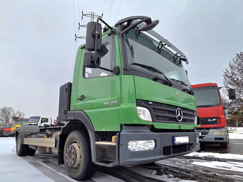 Mercedes-Benz Atego 1529 +(2021)CTS - Xe tải nâng móc: hình 3 Mercedes-Benz Atego 1529 +(2021)CTS - Xe tải nâng móc: hình 3