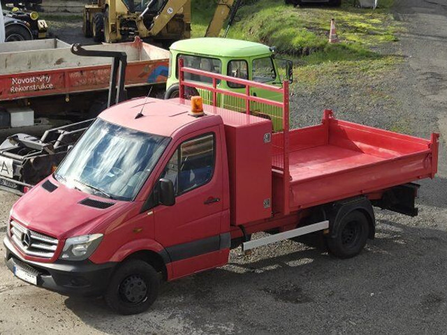 Mercedes-Benz Sprinter 516 CDI 2.2 - Xe ben nhỏ: hình 4 Mercedes-Benz Sprinter 516 CDI 2.2 - Xe ben nhỏ: hình 4