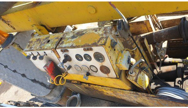Schwing 25m BPL 601 +6x6 Tatra 815 (DOCS/KFZ MACHINE +1 no docs/kein kfz - Xe bơm bê tông: hình 5 Schwing 25m BPL 601 +6x6 Tatra 815 (DOCS/KFZ MACHINE +1 no docs/kein kfz - Xe bơm bê tông: hình 5