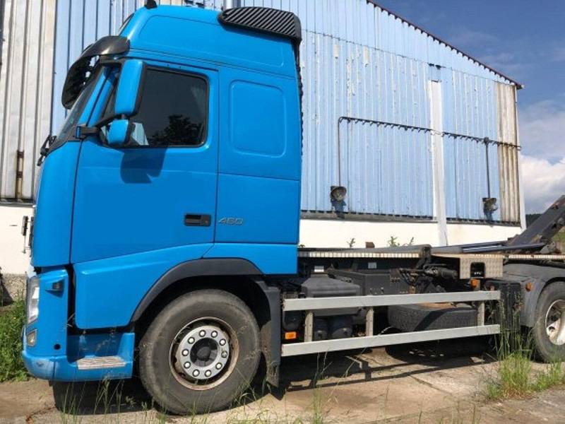 Volvo FH460 - Xe tải nâng móc: hình 1 Volvo FH460 - Xe tải nâng móc: hình 1