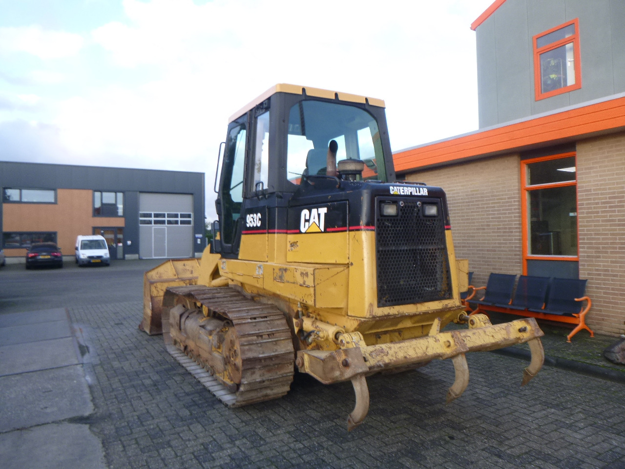CATERPILLAR 953C - Máy xúc lật bánh xích: hình 4 CATERPILLAR 953C - Máy xúc lật bánh xích: hình 4