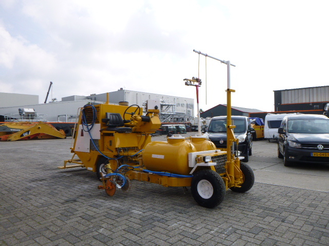 CLEANOSOL RL RL-Cold paint road marker - Máy nhựa đường: hình 3 CLEANOSOL RL RL-Cold paint road marker - Máy nhựa đường: hình 3
