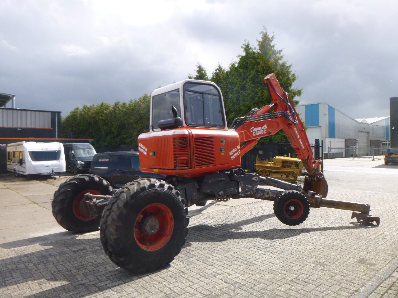 EUROCOMACH 6500M Super - Máy xúc đi bộ: hình 5 EUROCOMACH 6500M Super - Máy xúc đi bộ: hình 5
