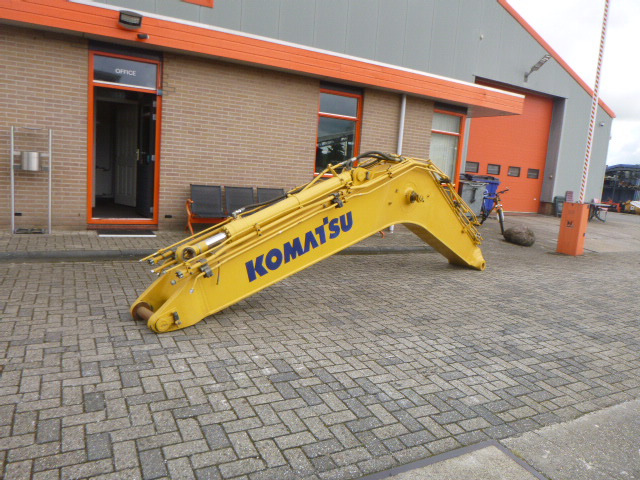KOMATSU PC170-PC180-PC190 - Boom cho Máy xúc bánh xích: hình 1 KOMATSU PC170-PC180-PC190 - Boom cho Máy xúc bánh xích: hình 1