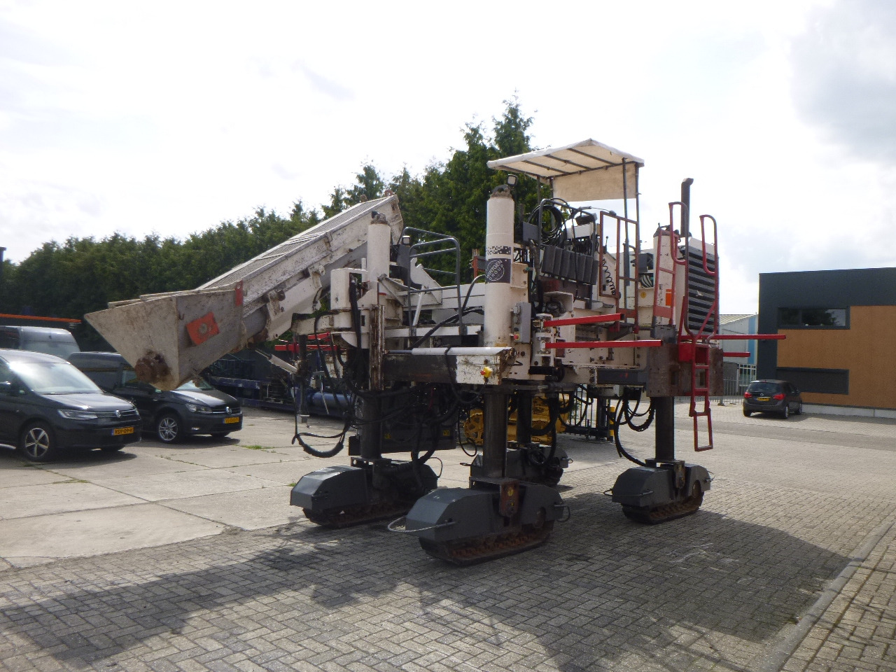 WIRTGEN SP250 - Máy trải bê tông xi măng: hình 1 WIRTGEN SP250 - Máy trải bê tông xi măng: hình 1