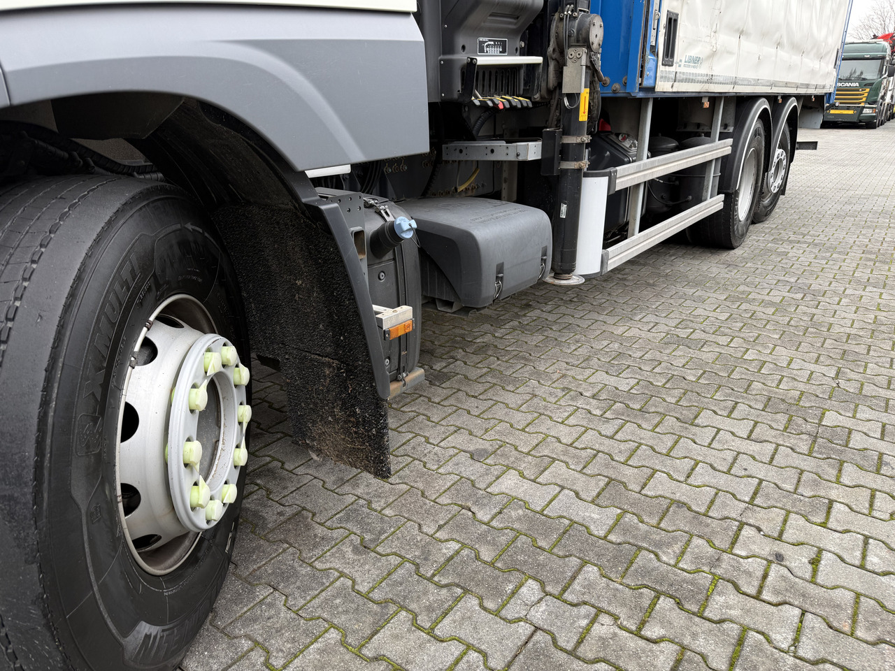 Daf XF480 6X2*4 Kran Hiab X-HiDuo 188 - Xe tải thùng lửng/ Phẳng, Xe cẩu tự hành: hình 3 Daf XF480 6X2*4 Kran Hiab X-HiDuo 188 - Xe tải thùng lửng/ Phẳng, Xe cẩu tự hành: hình 3