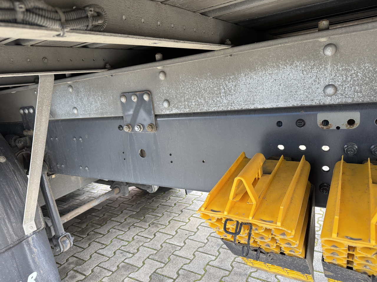 Daf XF480 6X2*4 Kran Hiab X-HiDuo 188 - Xe tải thùng lửng/ Phẳng, Xe cẩu tự hành: hình 5 Daf XF480 6X2*4 Kran Hiab X-HiDuo 188 - Xe tải thùng lửng/ Phẳng, Xe cẩu tự hành: hình 5