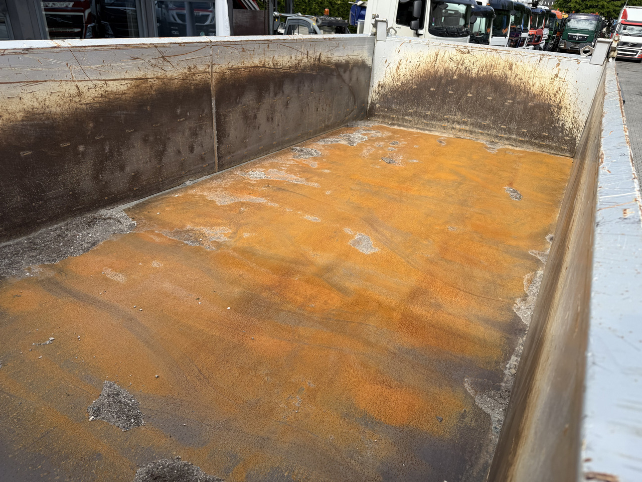 Iveco T-Way 510 / AT410T51 8X4 Meiller - Xe ben: hình 4 Iveco T-Way 510 / AT410T51 8X4 Meiller - Xe ben: hình 4