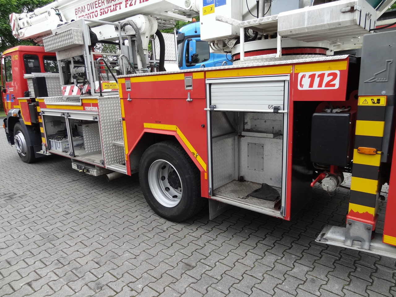 MAN L2000 18.284 Feuerwehr Bronto Skylift 27 Meter - Nền bục trên không gắn trên xe tải: hình 4 MAN L2000 18.284 Feuerwehr Bronto Skylift 27 Meter - Nền bục trên không gắn trên xe tải: hình 4