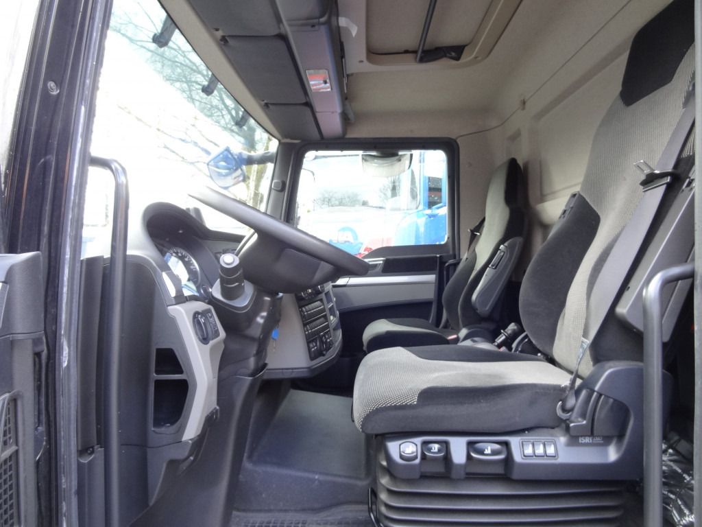 MAN TGL 8.220 BL - Xe tải thùng mui bạt: hình 4 MAN TGL 8.220 BL - Xe tải thùng mui bạt: hình 4
