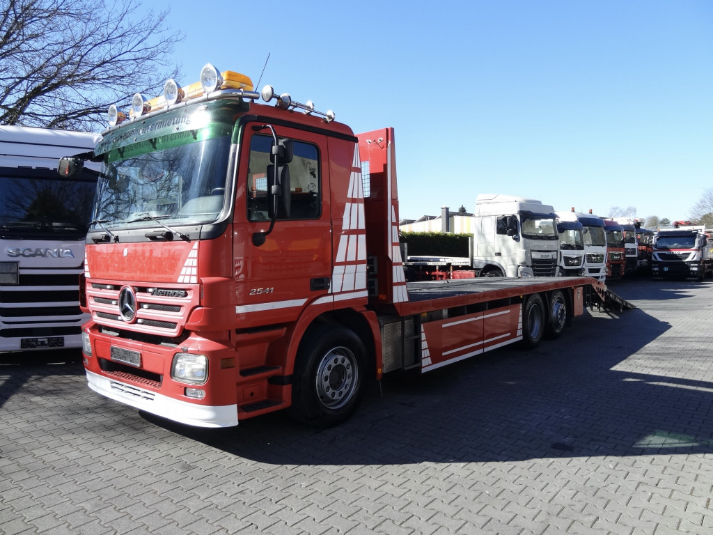 Mercedes-Benz Actros 2541 6X2 Maschinentransporter - Xe tải chuyên chở tự động: hình 1 Mercedes-Benz Actros 2541 6X2 Maschinentransporter - Xe tải chuyên chở tự động: hình 1