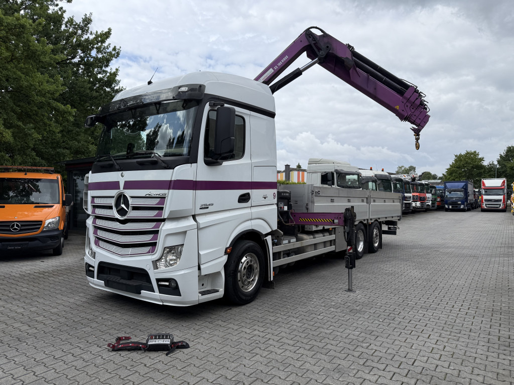 Mercedes-Benz Actros 2545 6X2 HIAB 166 bis 19 Meter - Xe tải thùng lửng/ Phẳng, Xe cẩu tự hành: hình 1 Mercedes-Benz Actros 2545 6X2 HIAB 166 bis 19 Meter - Xe tải thùng lửng/ Phẳng, Xe cẩu tự hành: hình 1