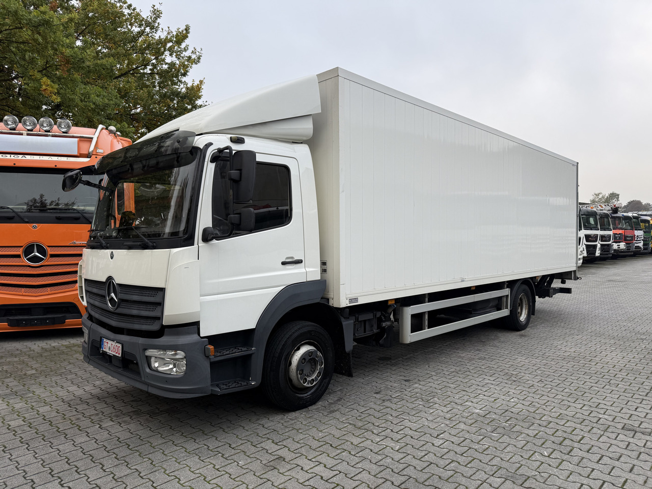 Mercedes-Benz Atego 1224 - Xe tải hộp: hình 1 Mercedes-Benz Atego 1224 - Xe tải hộp: hình 1