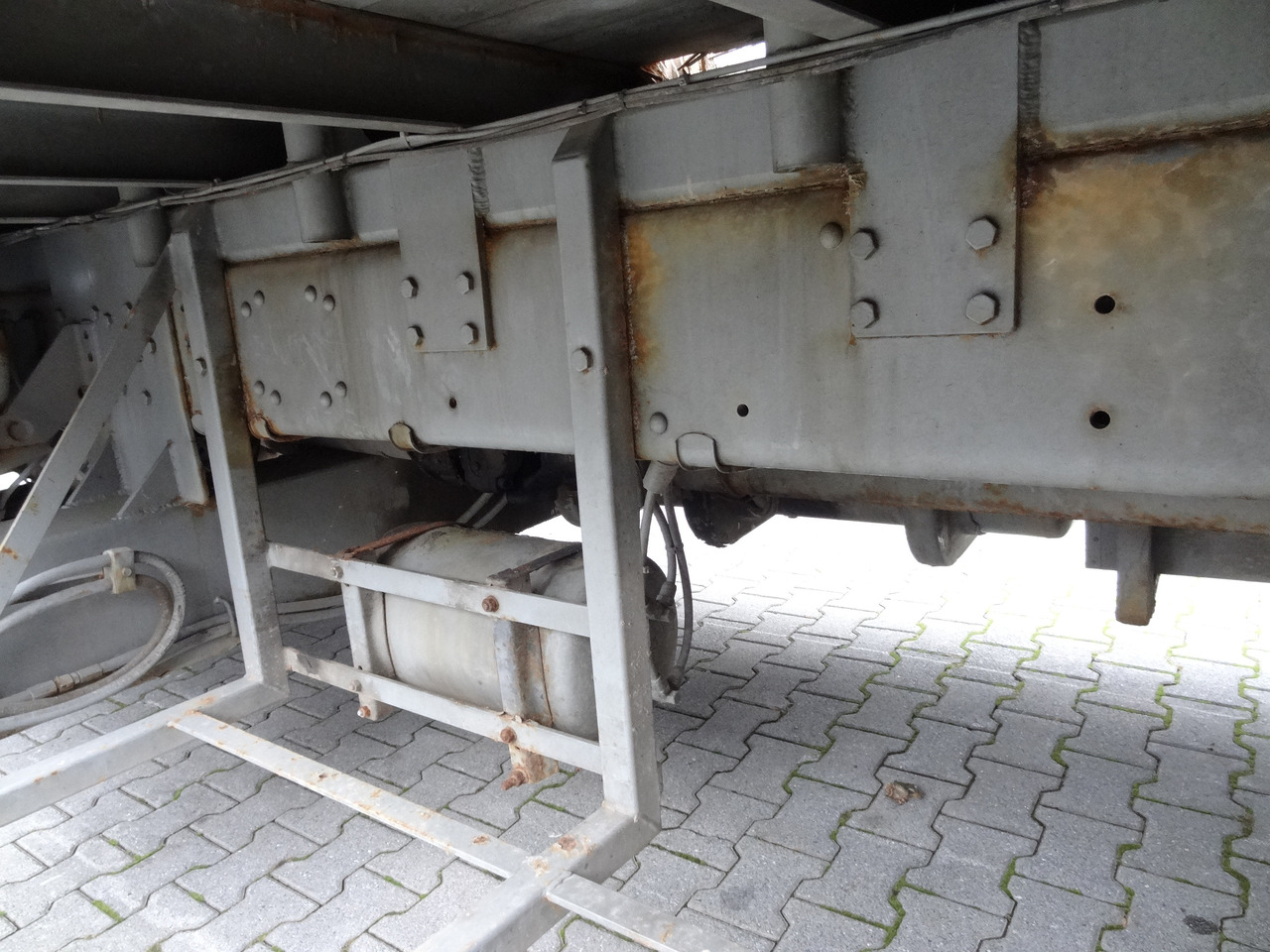 Scania R144 460 6X4 Fassi 360 bis 25 Meter - Xe tải thùng lửng/ Phẳng, Xe cẩu tự hành: hình 5 Scania R144 460 6X4 Fassi 360 bis 25 Meter - Xe tải thùng lửng/ Phẳng, Xe cẩu tự hành: hình 5