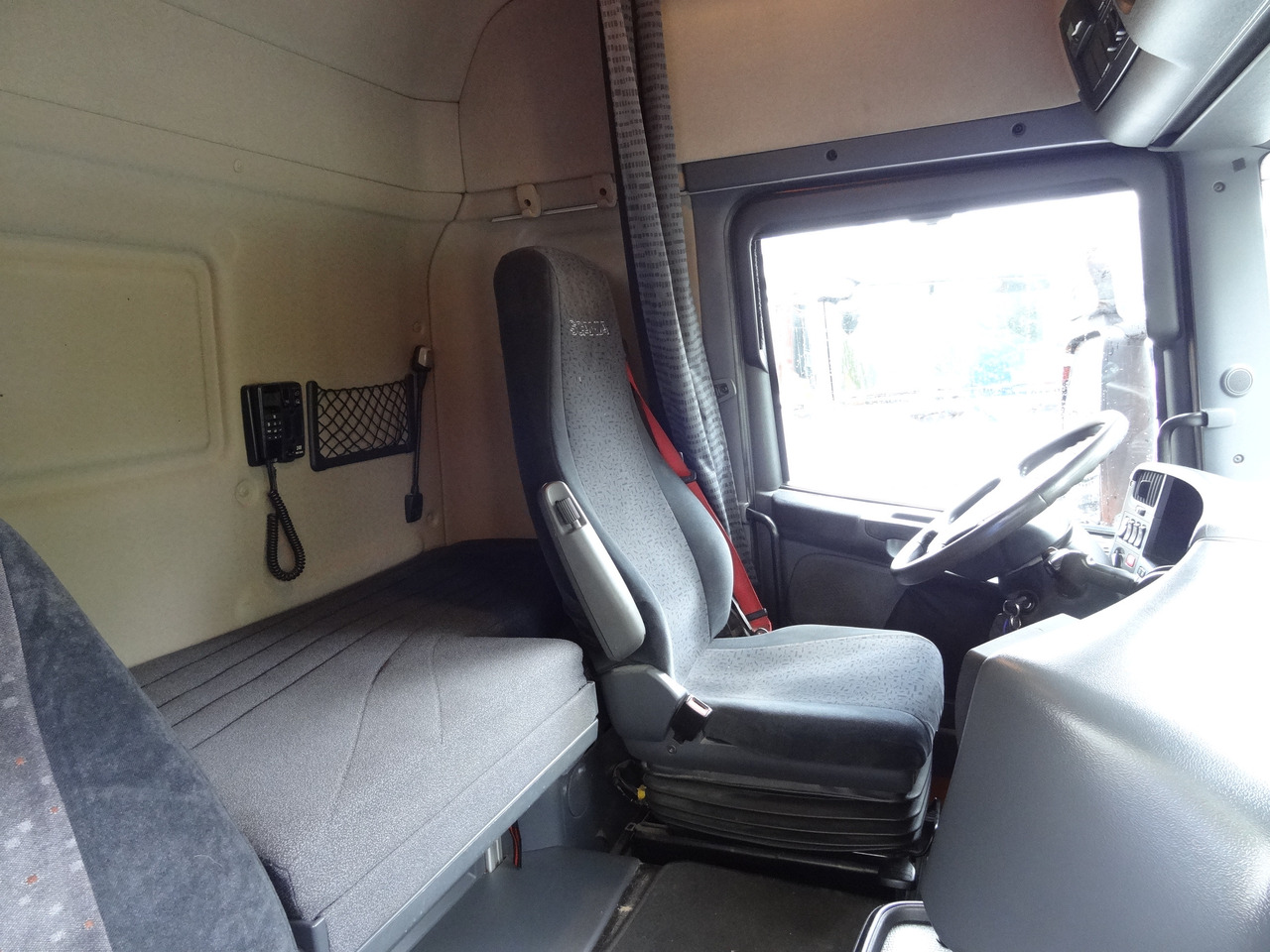 Scania R480 6X2*4 Kran Atlas 240 bis 20 Meter - Xe tải thùng lửng/ Phẳng, Xe cẩu tự hành: hình 4 Scania R480 6X2*4 Kran Atlas 240 bis 20 Meter - Xe tải thùng lửng/ Phẳng, Xe cẩu tự hành: hình 4