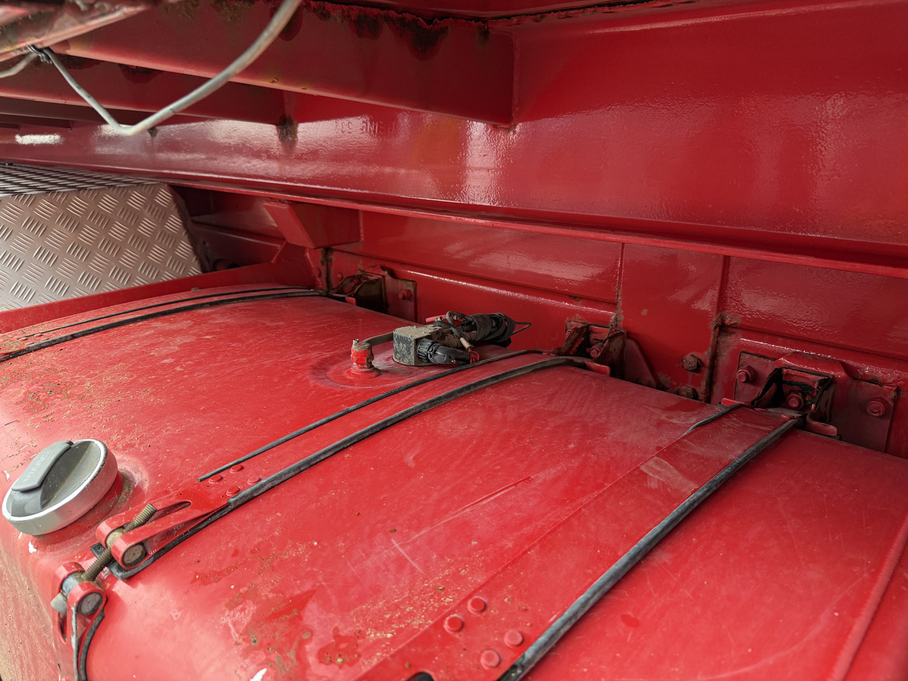 Scania R580 8X4 Kipper Kran HIAB 244-5 - Xe ben, Xe cẩu tự hành: hình 2 Scania R580 8X4 Kipper Kran HIAB 244-5 - Xe ben, Xe cẩu tự hành: hình 2